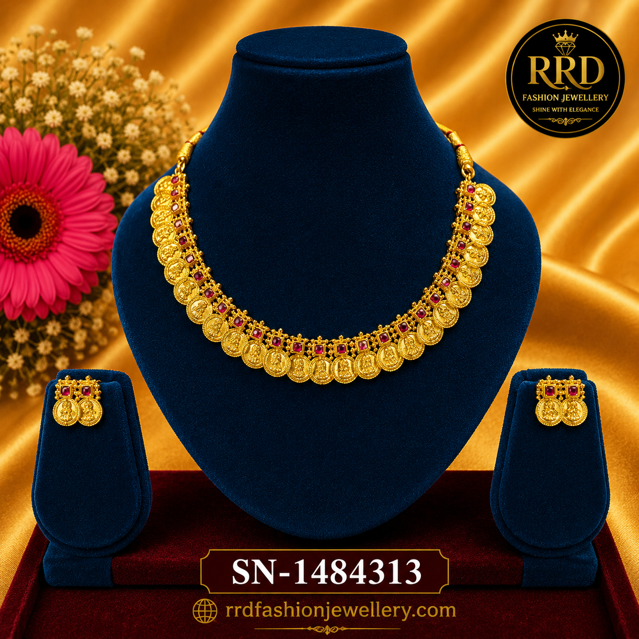 Traditional Lakshmi Kasu Coin Necklace Set with Earrings – SN-1484313
